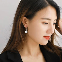 Load image into Gallery viewer, Huitan Classic imitation Pearl Ladies Earrings
